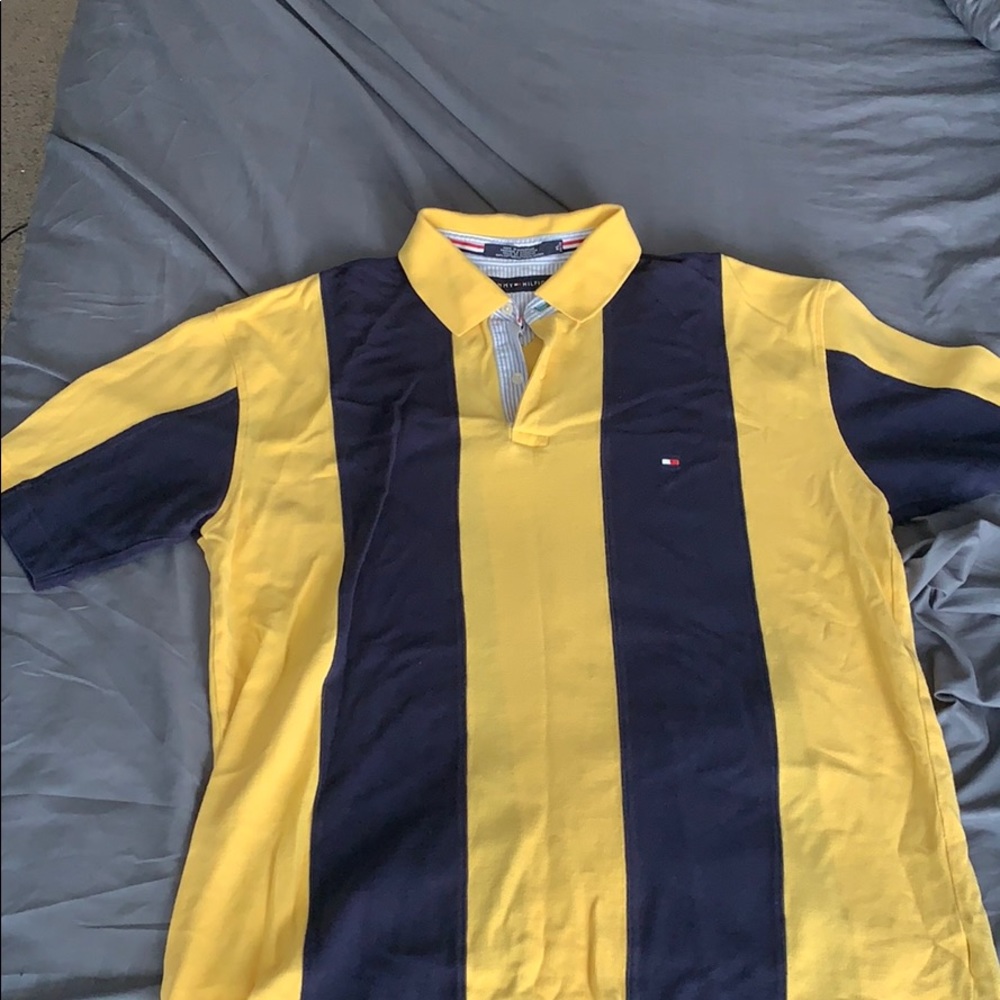Vintage Tommy Hilfiger Polo / Shirt